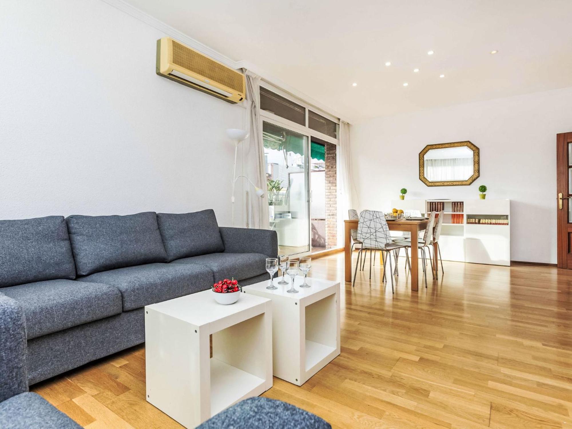 Apartment Sants-Les Corts Galileu By Interhome Barcelona Buitenkant foto